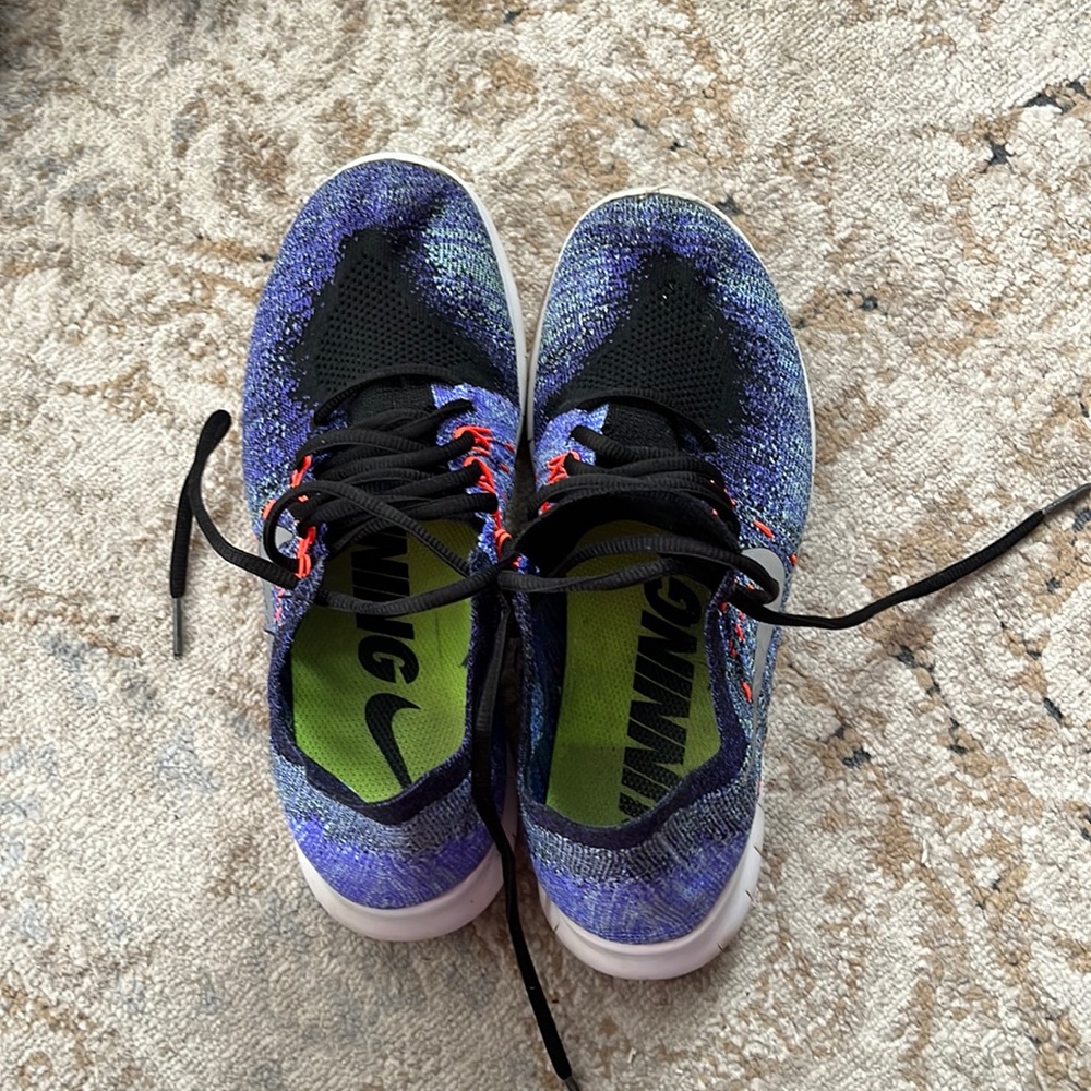 Nike Free size 7 runners